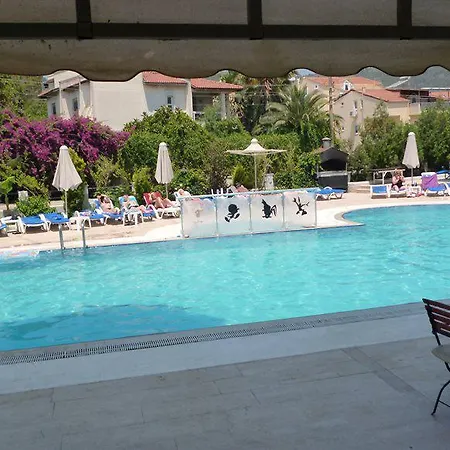 Ξενοδοχείο Blue Park 3*