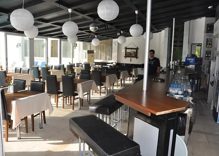 Blue Park Hotel Armutalan