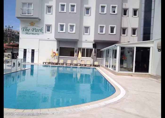 Blue Park Hotel 3*